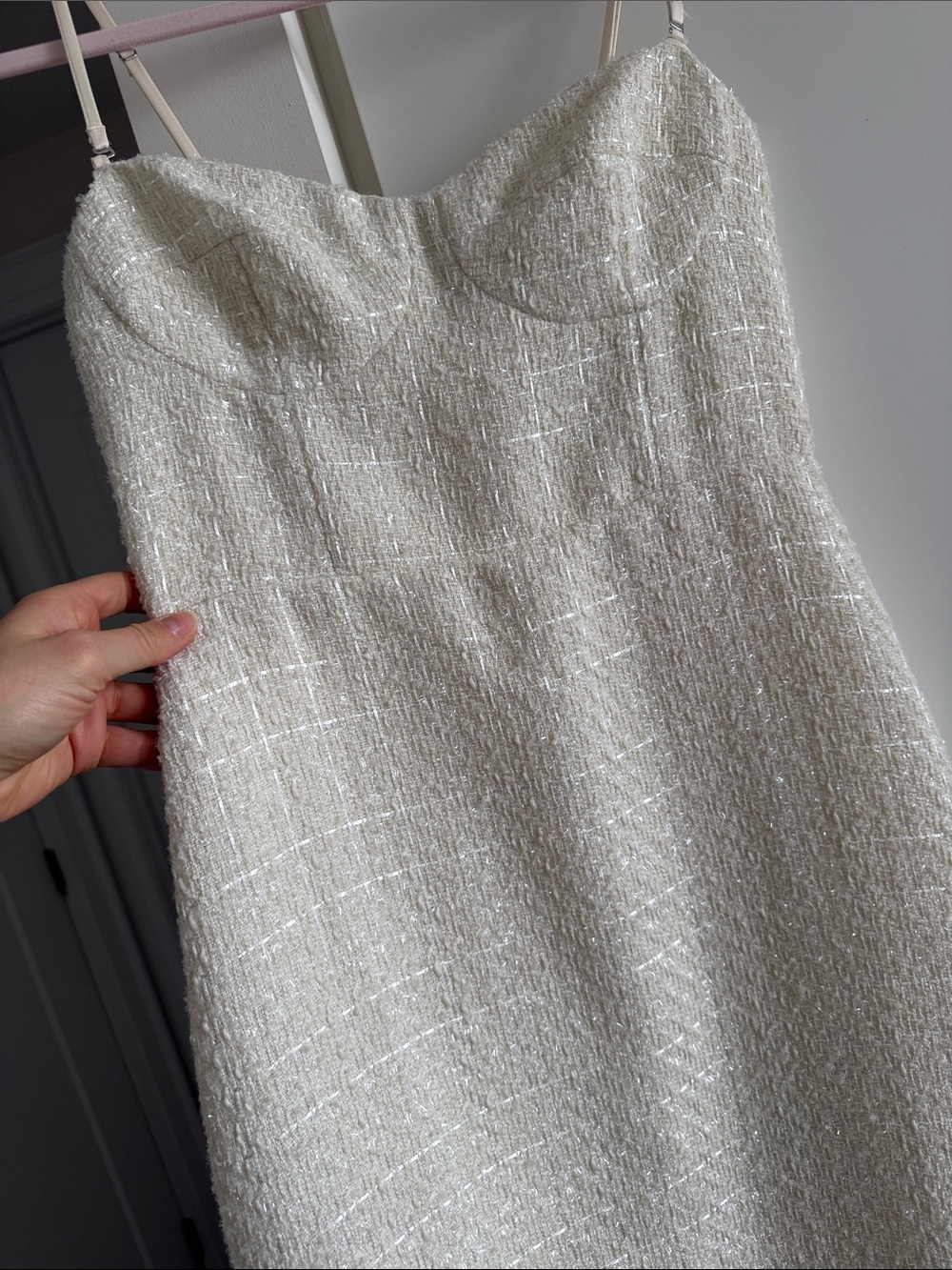Reformation Lakia Dress Ivory - Size 6 - Picture 9 of 13